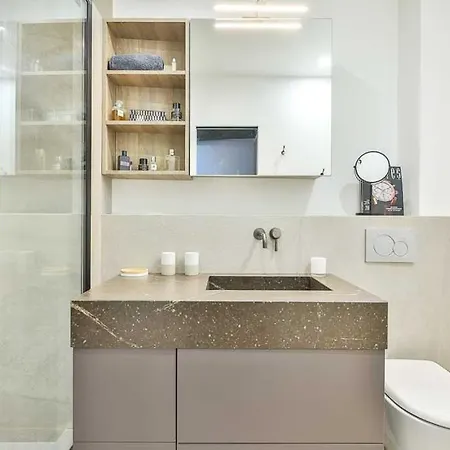 Exceptional Loft On The Heart Of 9th باريس