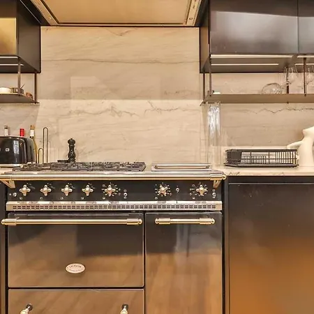 Exceptional Loft On The Heart Of 9th