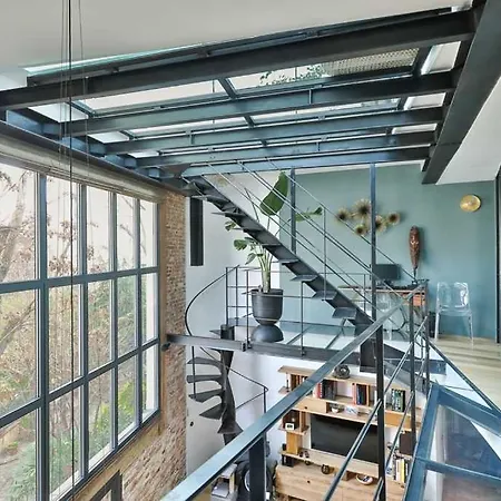 Exceptional Loft On The Heart Of 9th باريس